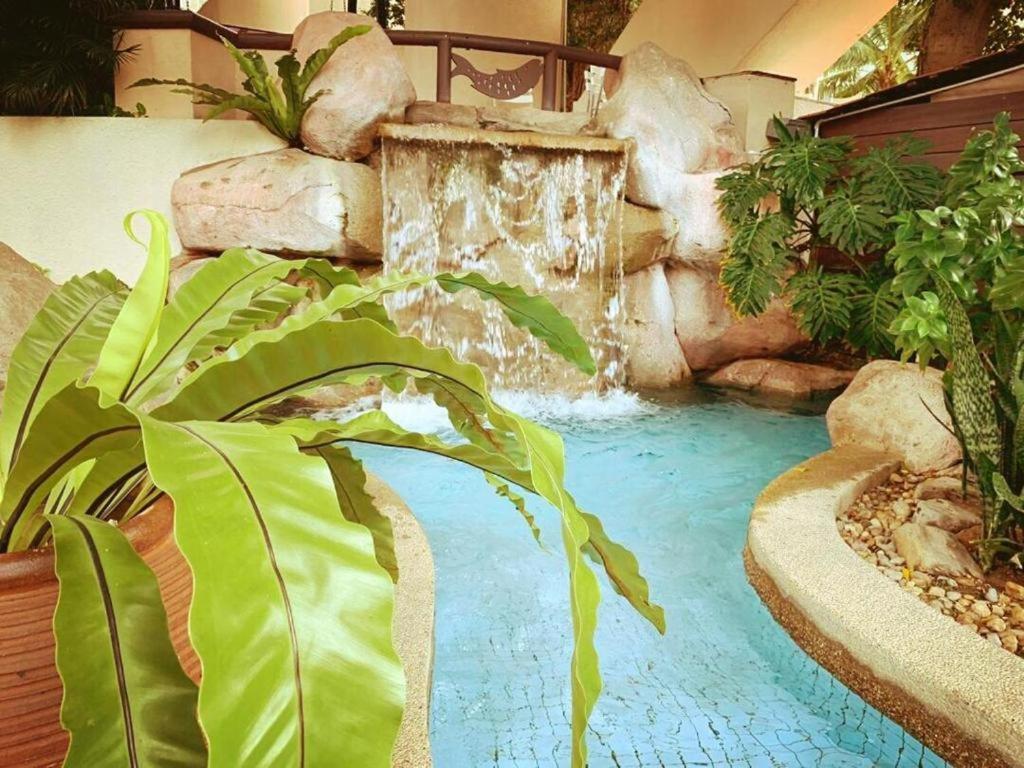 Sea View Paradise Apartman Tandzsung Bungah Kültér fotó