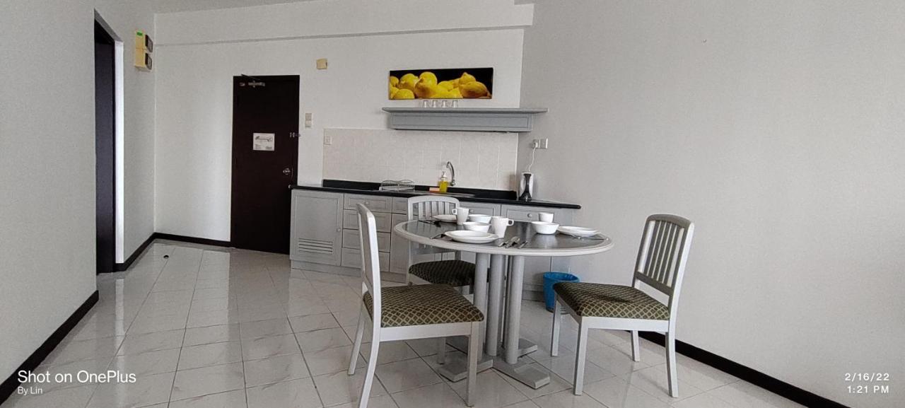 Sea View Paradise Apartman Tandzsung Bungah Kültér fotó
