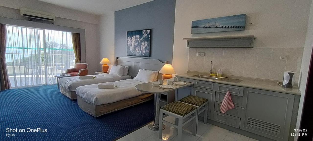 Sea View Paradise Apartman Tandzsung Bungah Kültér fotó