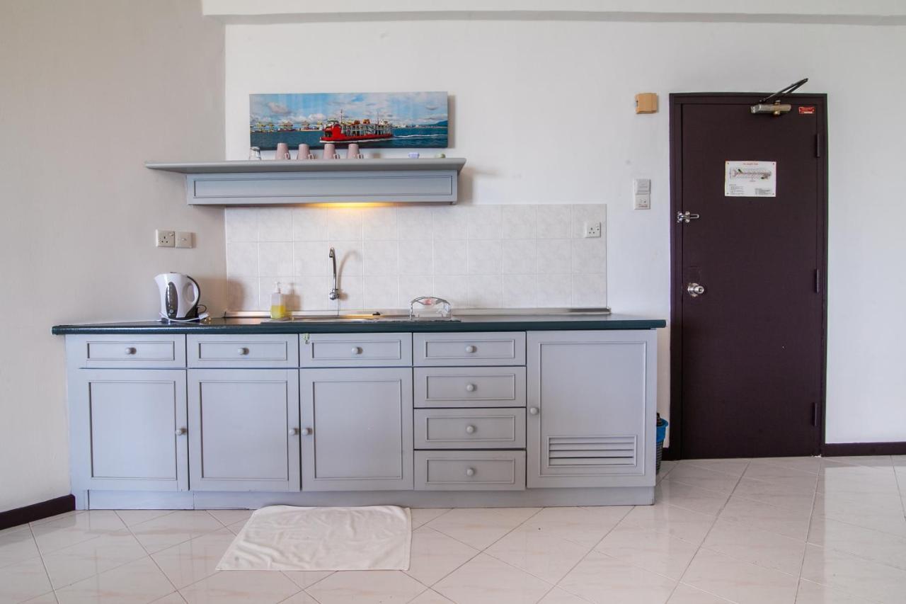 Sea View Paradise Apartman Tandzsung Bungah Kültér fotó